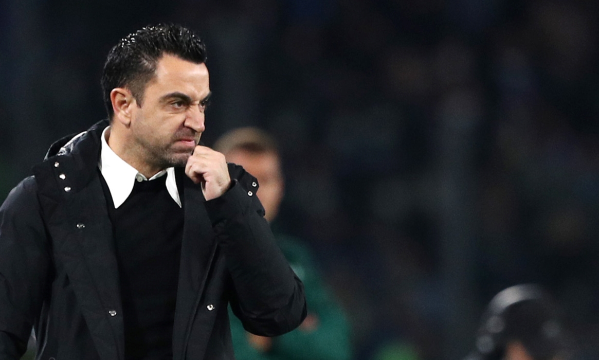Xavi resta importancia a las esperanzas del Barcelona en la Europa League tras ganar al Napoli