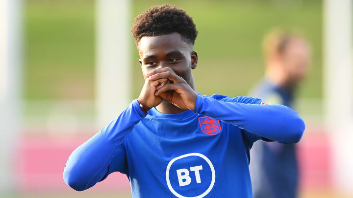 Bukayo Saka, gran duda para el amistoso de Inglaterra ante Suiza