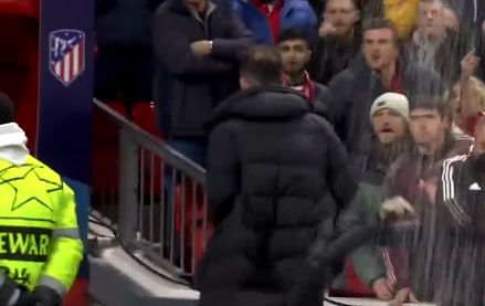Simeone golpeado por misiles mientras los fanáticos de Man Utd toman en serio la derrota de UCL