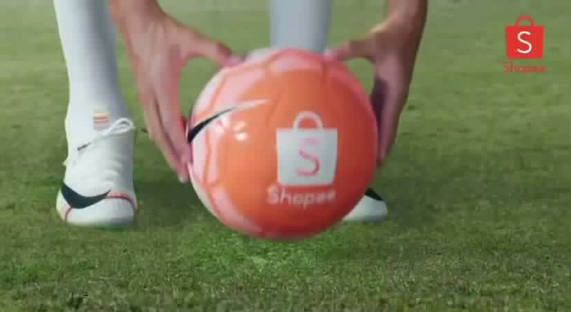 Mire: Cristiano Ronaldo protagoniza un comercial extraño para una empresa de comercio electrónico de Singapur