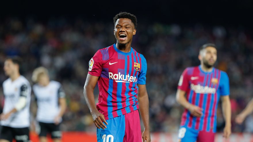 Ansu Fati centrado en ganar trofeos con el Barcelona por encima de todo