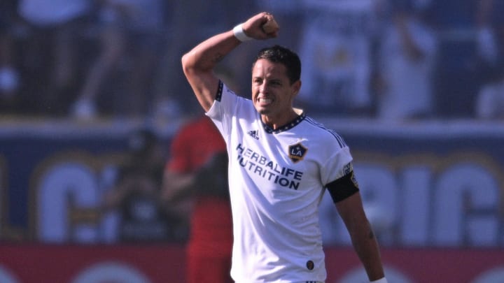 Calificaciones de jugadores mientras Chicharito eclipsa a Vela en El Tráfico