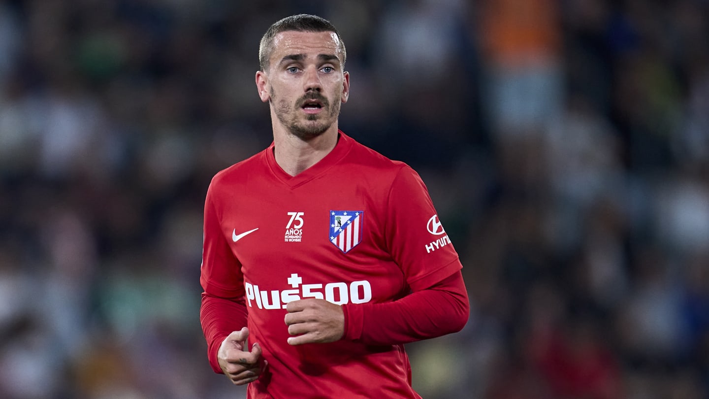 El presidente del Atlético confirma que Antoine Griezmann se queda en el club