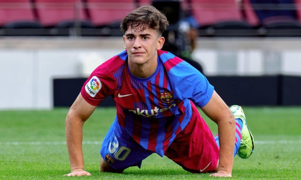 Liverpool se retira de la carrera por Gavi