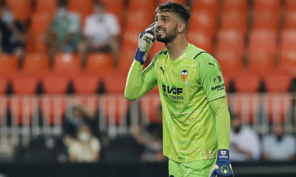 Tottenham quiere al portero del Valencia Giorgi Mamardashvili