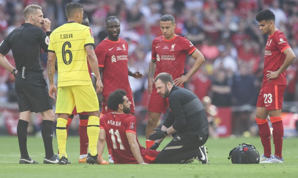 Los partidos que podría perderse Mohamed Salah tras su lesión en la final de la FA Cup