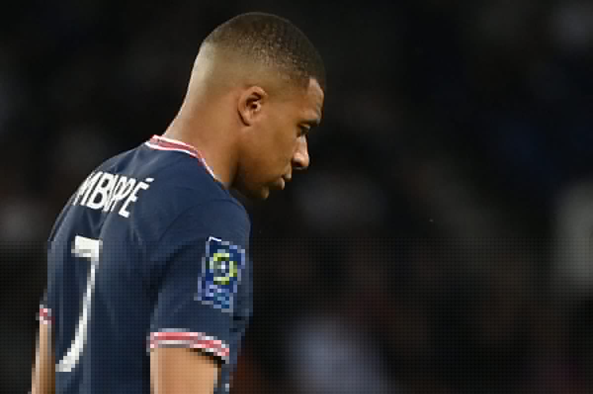 Kylian Mbappe has contacted Liverpool about transfer decision
