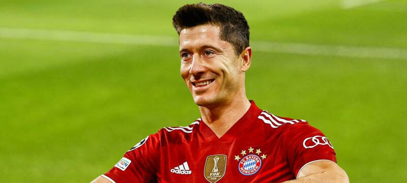 Michniewicz quiere que Lewandowski se una al Liverpool