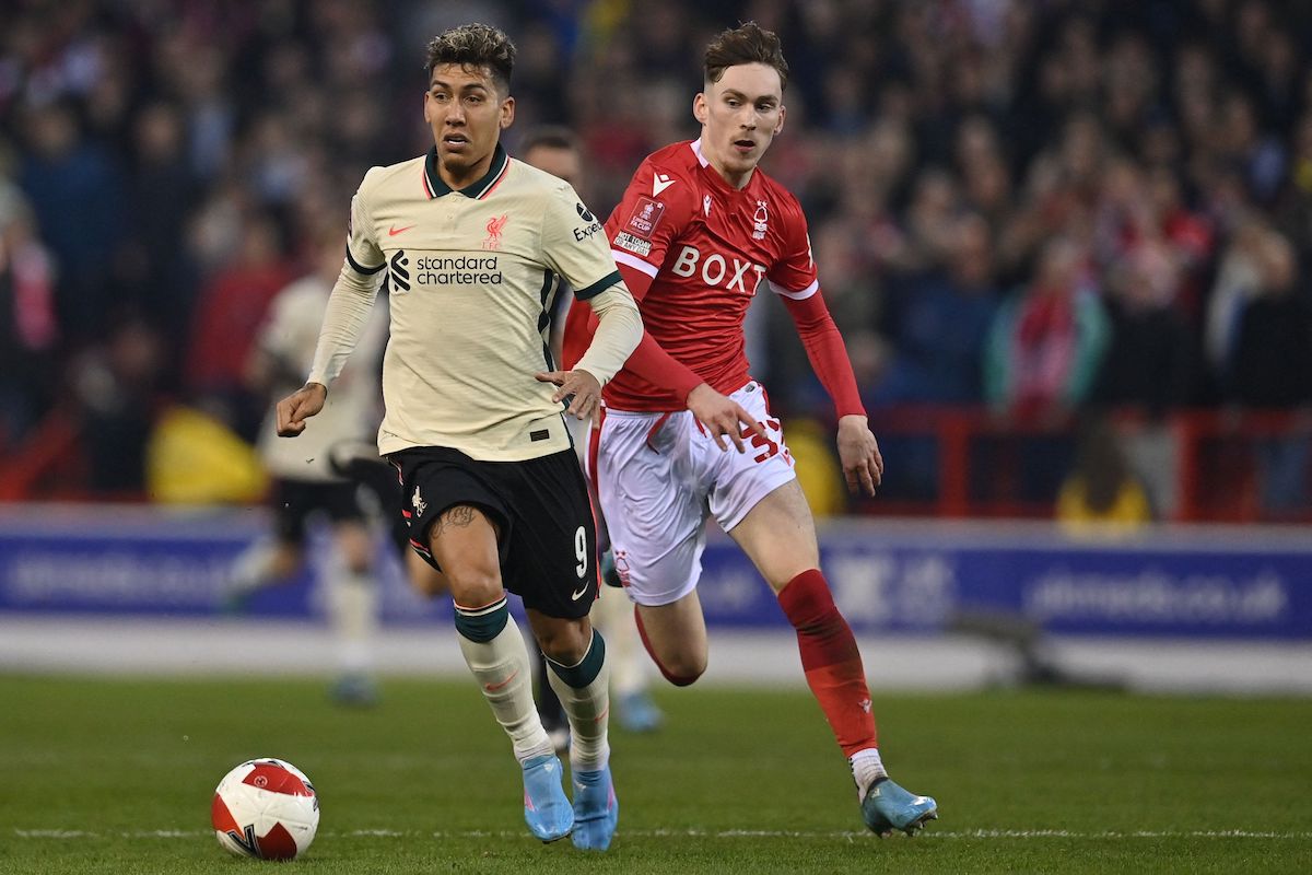 Video: Invasión de campo salvaje cuando Nottingham Forest llega a la final de los play-offs