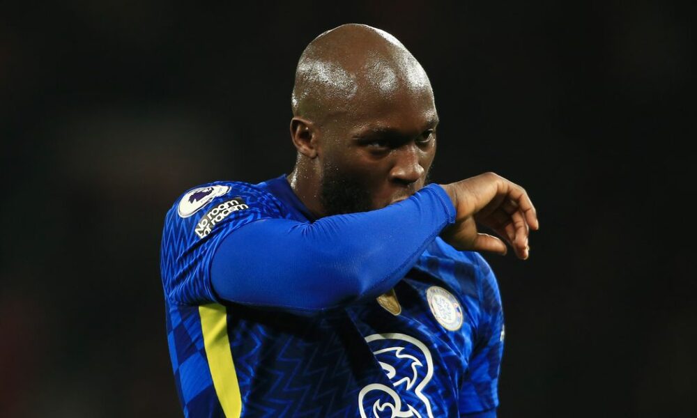 Todd Boehly enfrenta el primer dilema de transferencia del Chelsea que la decisión de Romelu Lukaku ha complicado – Daniel Childs