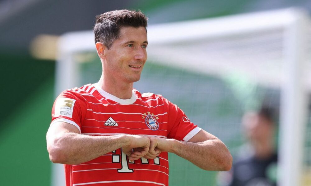 Robert Lewandowski deja la puerta abierta para la decisión de transferencia del Chelsea mientras Romelu Lukaku planea salir