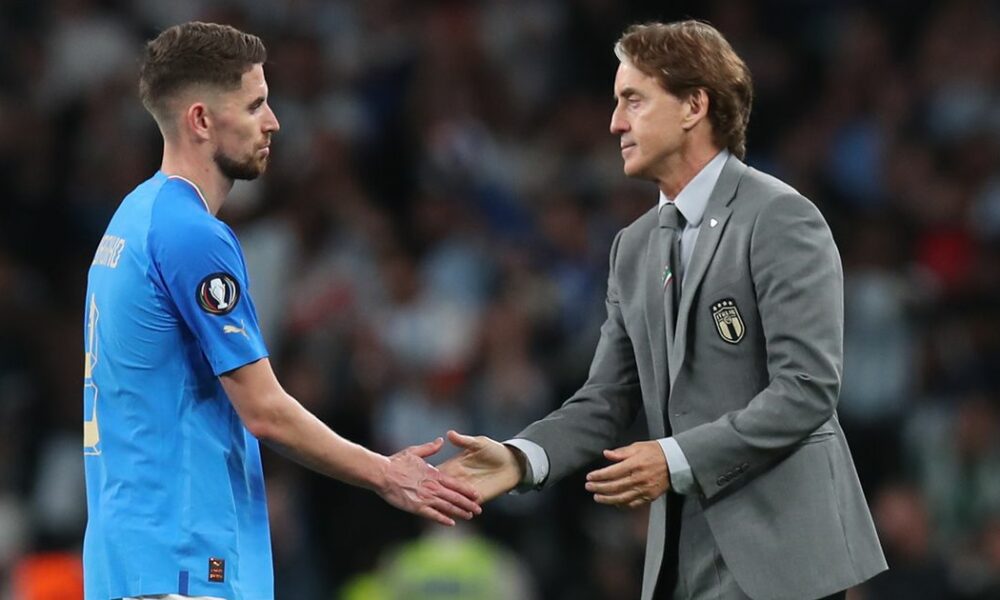 ¿Por qué Jorginho y Emerson Palmieri del Chelsea abandonaron el campamento de Italia después de la derrota de Argentina?