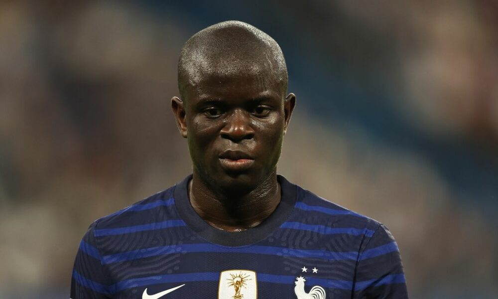 ¿Por qué se espera que la estrella del Chelsea N’Golo Kante quede fuera del equipo de Francia para enfrentar a Croacia?