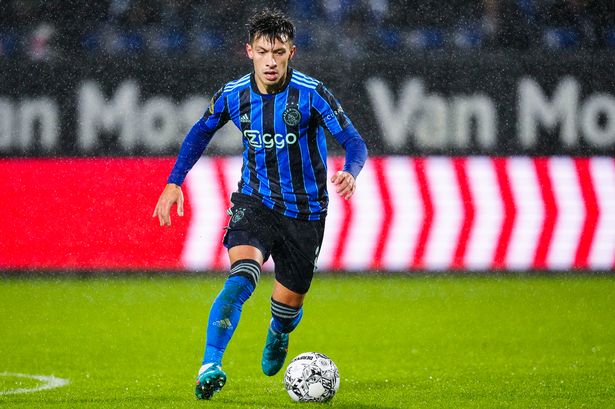 Arsenal y Man United ‘aprende’ la postura de Lisandro Martínez en medio de vínculos de transferencia