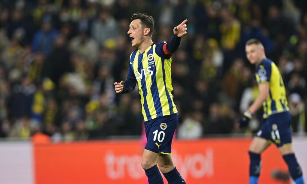 La decisión de transferencia de Mesut Ozil de Mikel Arteta reivindicada después de que se confirmara el exilio de Fenerbache