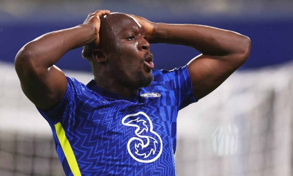 Se insta al Arsenal a hacer una oferta sorprendente de £ 60 millones por el delantero del Chelsea Romelu Lukaku en medio de los vínculos de salida de los Blues