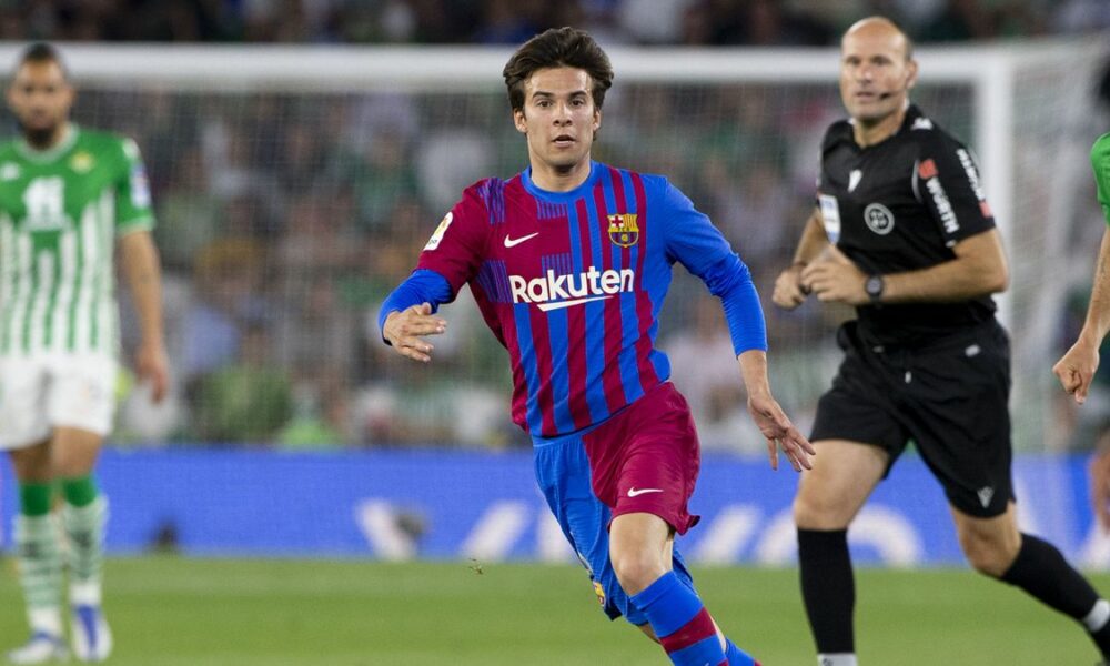La Lazio emerge como posible opción de salida para Riqui Puig del Barcelona