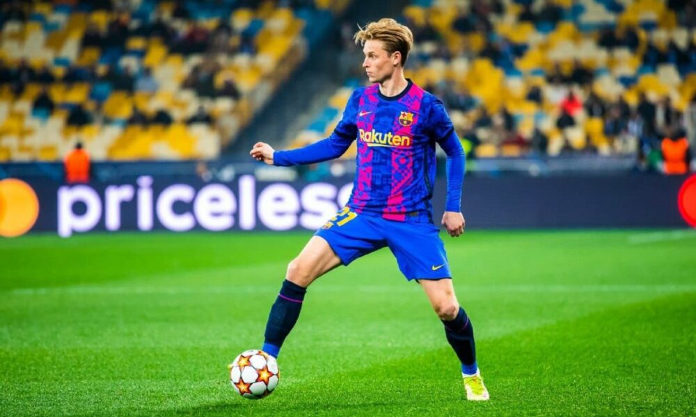 El Manchester United está en negociaciones directas con el Barcelona para fichar a Frenkie de Jong