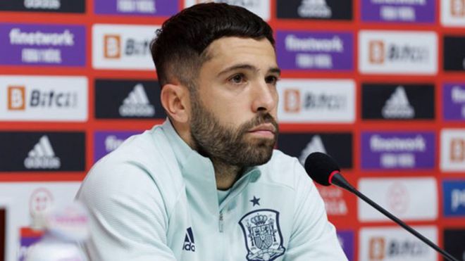 Jordi Alba defiende el compromiso de los capitanes del Barcelona