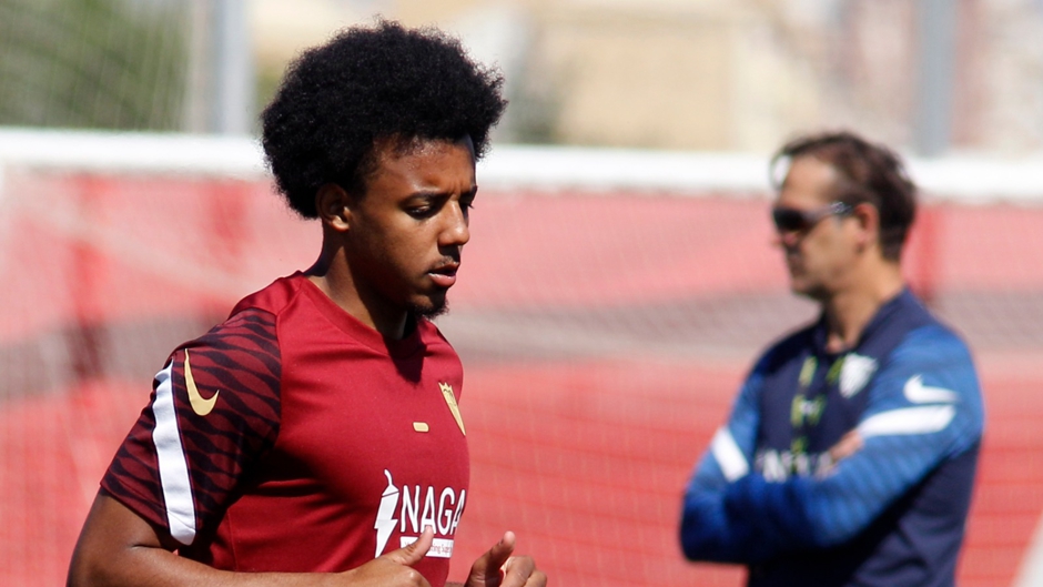 El objetivo del Chelsea, Jules Kounde, depende de otros factores para la salida del Sevilla
