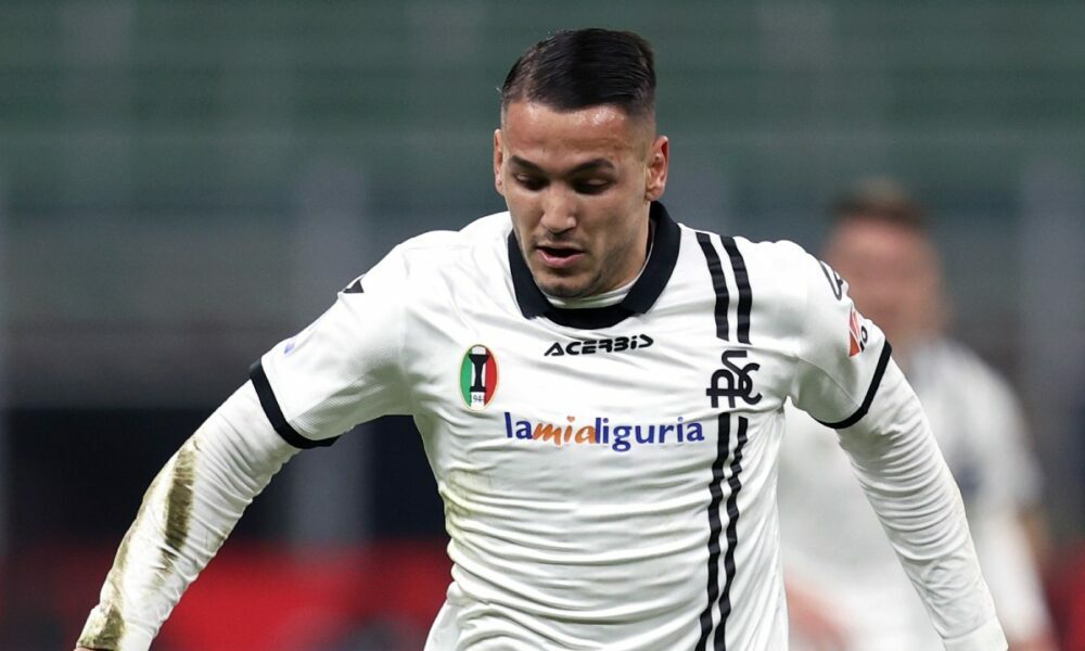 Manaj sobre el futuro: “La Spezia está trabajando para redimirme”