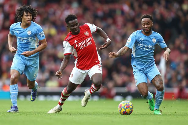 El Arsenal ofrece un mega contrato de £ 140,000 a la semana al chico estrella Bukayo Saka