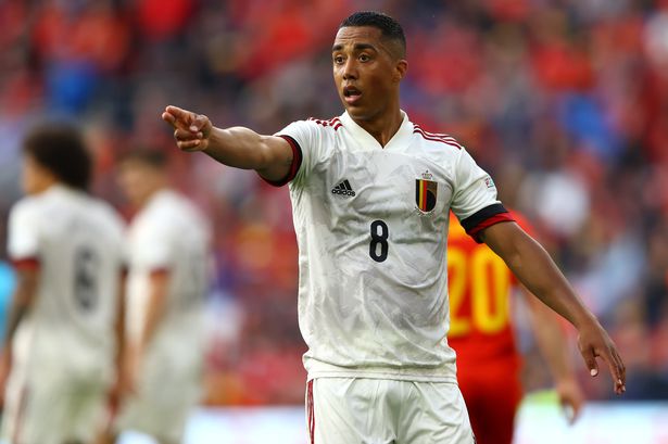 ‘Fichamos’ a Youri Tielemans para el Arsenal y era el fichaje perfecto en el centro del campo para Mikel Arteta