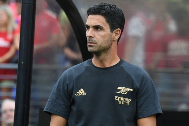 Mikel Arteta deja caer una gran sugerencia de transferencia de verano del Arsenal en medio de un movimiento de Oleksandr Zinchenko de £ 32 millones