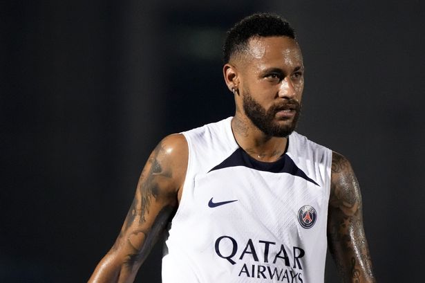 Chelsea dijo por qué £ 45m fichar a Raheem Sterling es una mejor apuesta que la superestrella del PSG Neymar