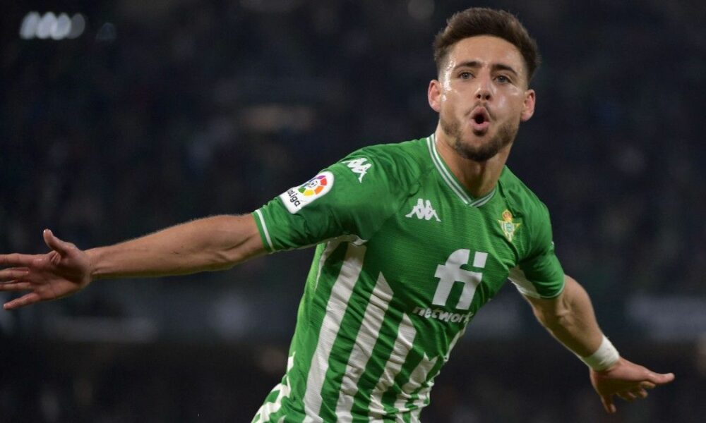 El Nottingham Forest está interesado en fichar a Alex Moreno del Real Betis