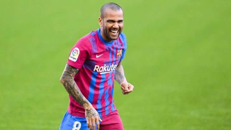 Según los informes, Dani Alves está a punto de unirse al equipo mexicano Pumas en una transferencia gratuita