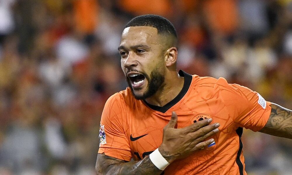 Depay la Juve, el escollo es la contratación del holandés. Los detalles