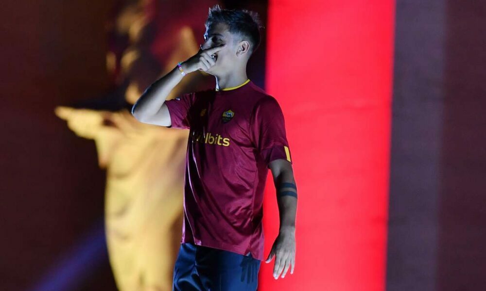 Roma, Braga recibe a Lainez “como Dybala”: “¿Es el camino correcto?”