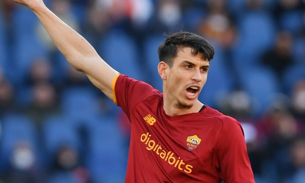 Desafío entre Milan y Newcastle para el defensa