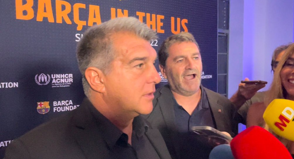 El presidente del Barcelona, ​​Joan Laporta, hace un llamamiento público a Frenkie de Jong