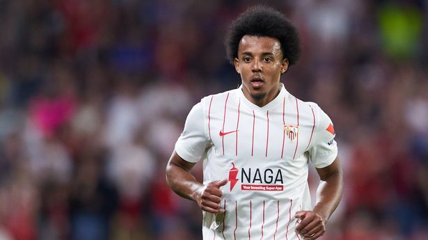 El Chelsea aún no ha cerrado el acuerdo con el Sevilla por Jules Koundé pese a los rumores