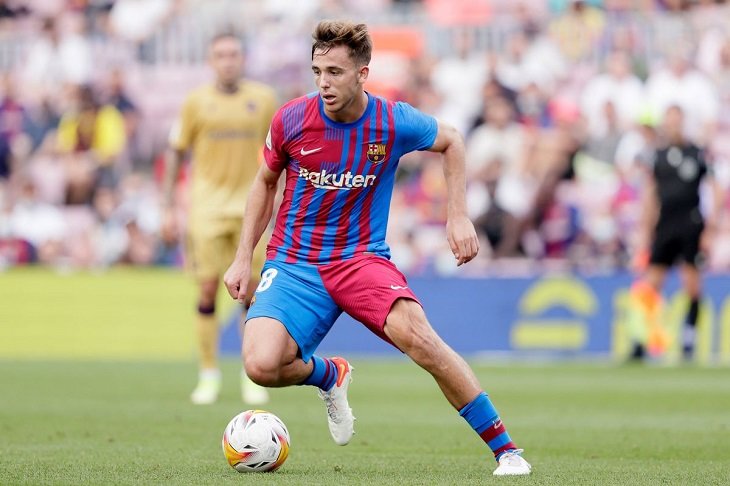 Nico González toma una decisión sobre el futuro del Barcelona tras hablar con Xavi Hernández