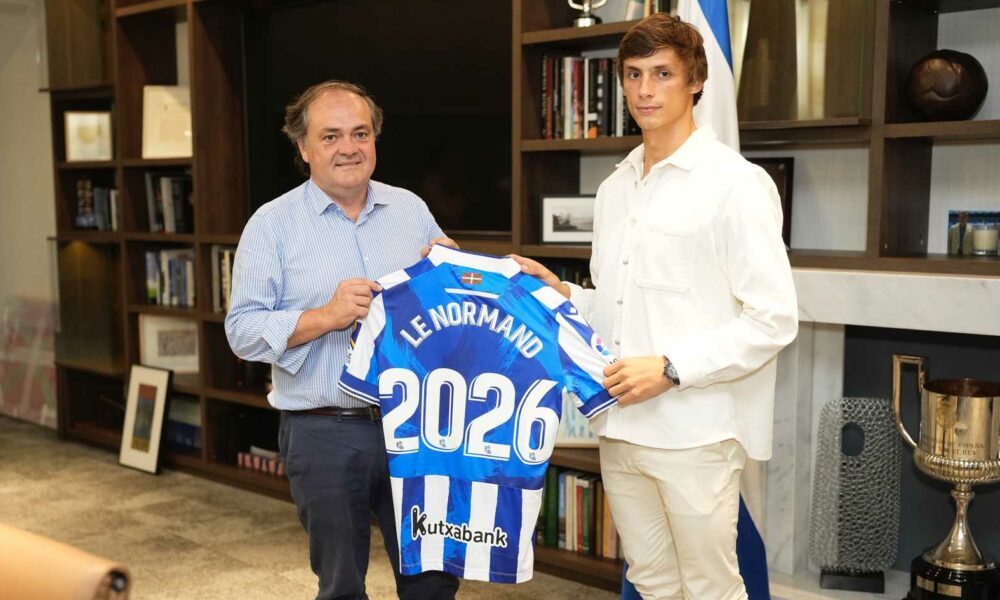 La Real Sociedad vincula al siempre presente defensor con un nuevo acuerdo a largo plazo