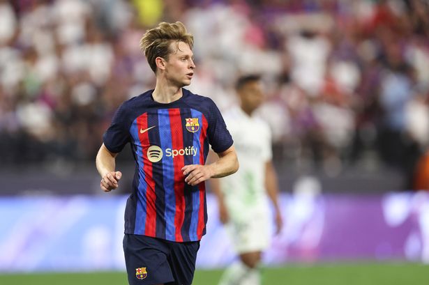 La transferencia de seis jugadores del Chelsea, Frenkie de Jong, podría tener un impacto cuando Aston Villa Wonderkid se une a £ 20 millones