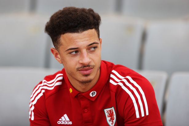 Ethan Ampadu listo para conversar sobre el futuro del Chelsea con el jefe de Gales en medio del interés de transferencia