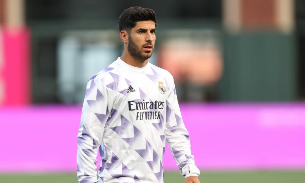 Marco Asensio del Real Madrid evade la pregunta sobre jugar en el Barcelona el próximo año