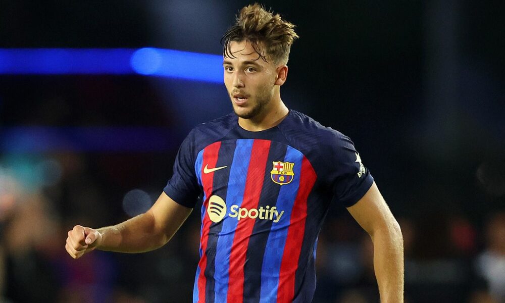 Nico González firma nuevo contrato con el Barcelona tras confirmarse su cesión al Valencia
