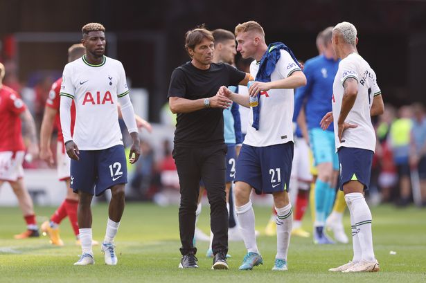 Antonio Conte admite que rompió una de sus reglas con el chat de Dejan Kulusevski después de dejarlo