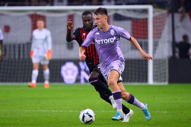 Chelsea News: el ex favorito de Roman Abramovich envía una advertencia de transferencia a Arsen Zakharyan