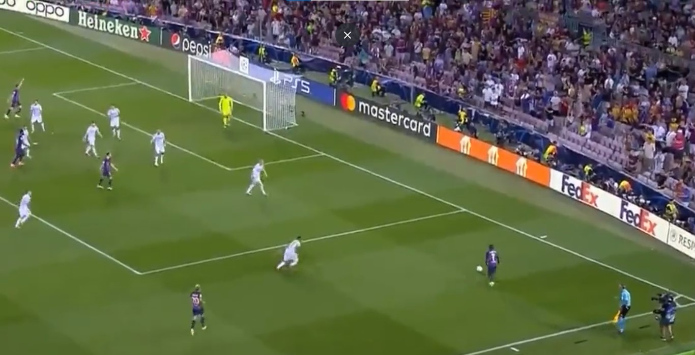 Ver: Robert Lewandowski marca un doblete con los primeros goles europeos para el Barcelona