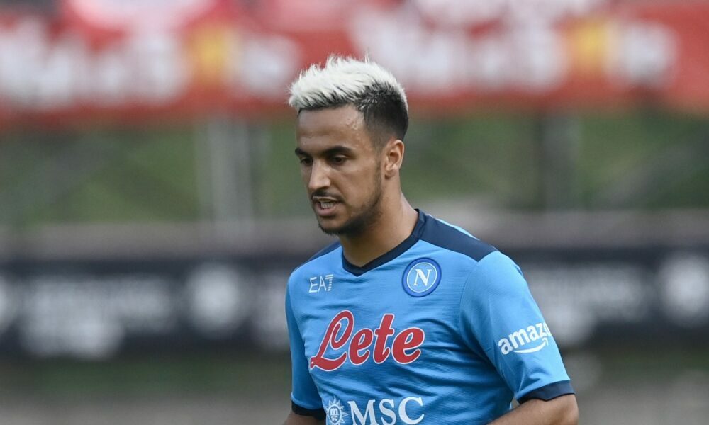 Nápoles, Ounas vendidos por completo: regreso a Francia