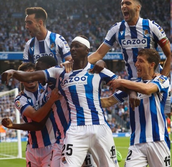 La Real Sociedad golpeada por la grave lesión de Umar Sadiq