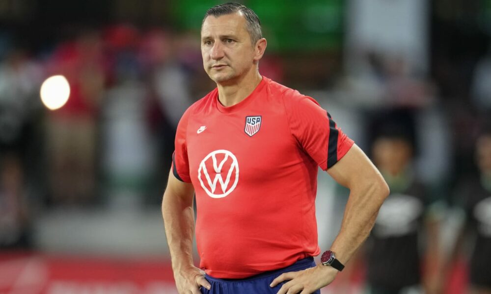 Vlatko Andonovski sigue la disputa de la selección española antes del amistoso