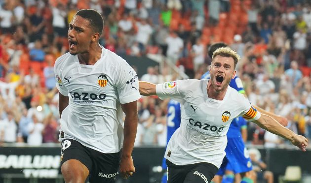 El Valencia goleó 5-1 al Getafe con estilo polémico