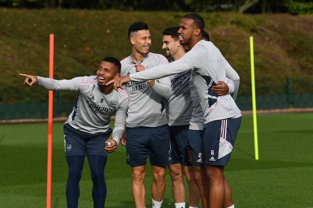 Zinchenko ausente y de quien Gabriel Jesus se rió en el entrenamiento del Arsenal antes del viaje a Southampton